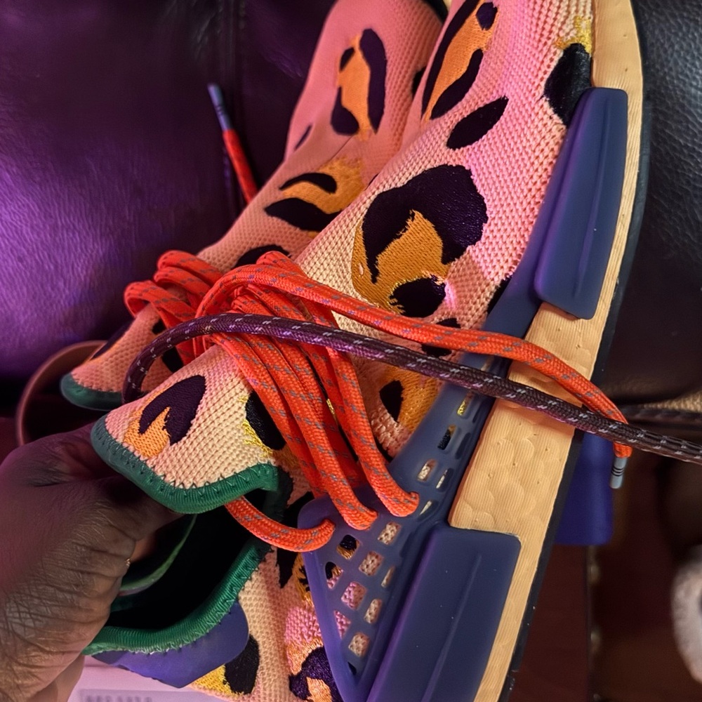 Adidas Pharrell men 6 women 9 Leopard Print Sneakers with Orange Laces new